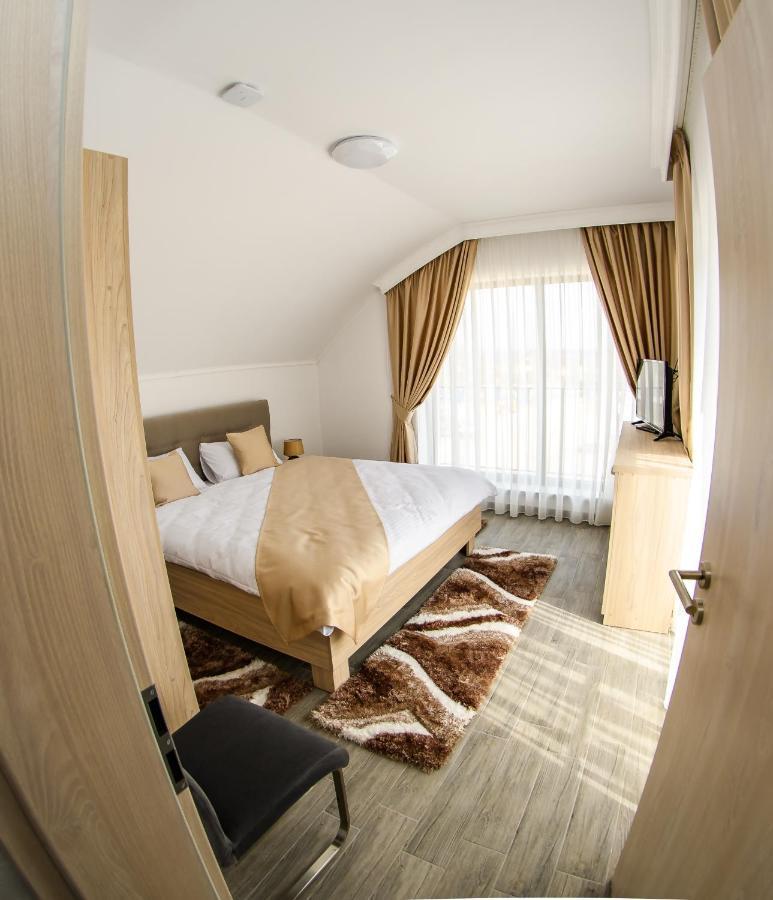 Apart Bun Oradea Exterior photo